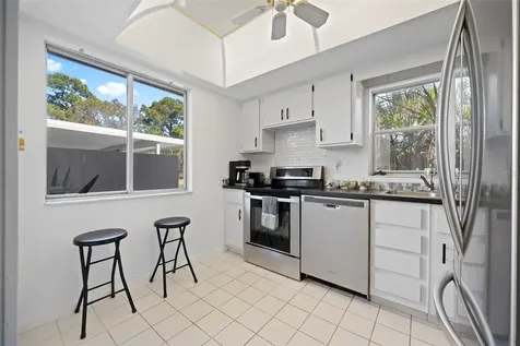 2484 Laurelwood Drive Clearwater FL 33763