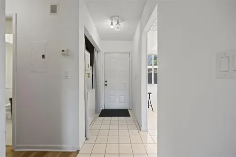 2484 Laurelwood Drive Clearwater FL 33763