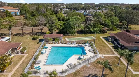 2484 Laurelwood Drive Clearwater FL 33763