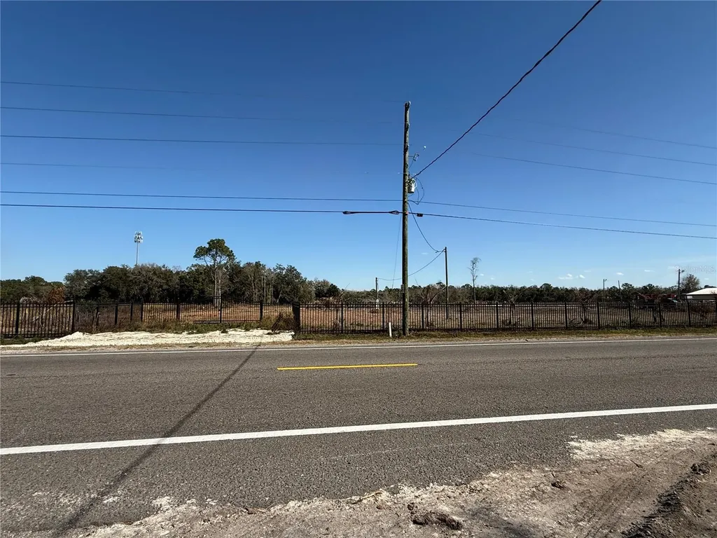3824 State Road 33 Clermont FL 34714