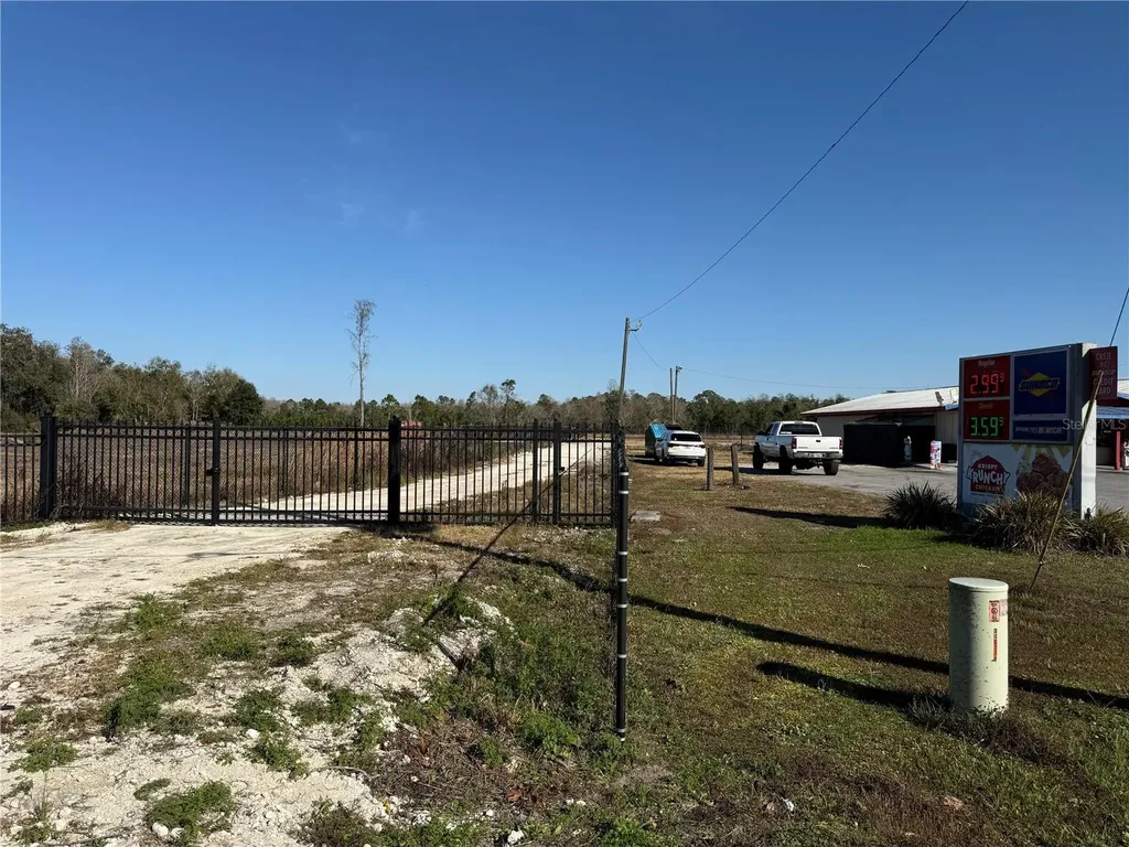 3824 State Road 33 Clermont FL 34714