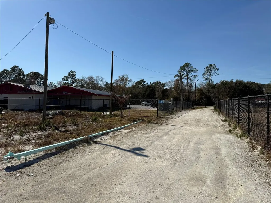 3824 State Road 33 Clermont FL 34714