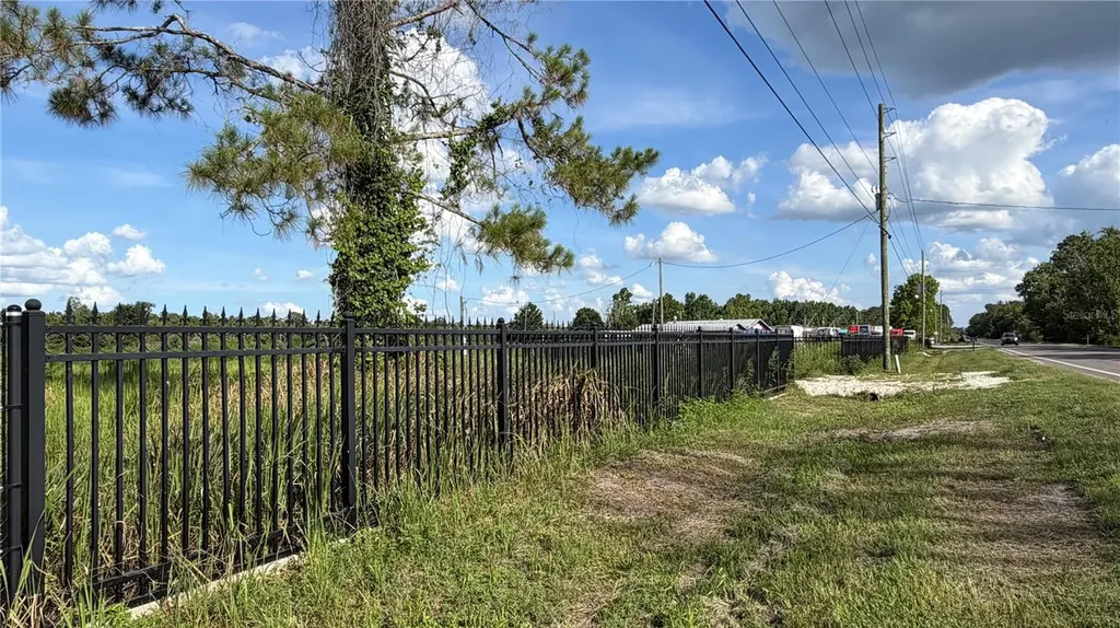 3824 State Road 33 Clermont FL 34714