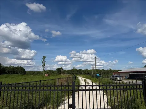 3824 State Road 33 Clermont FL 34714