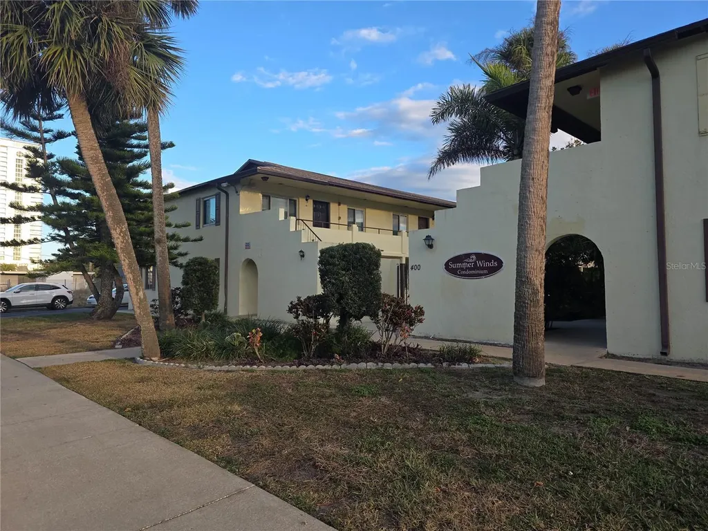 400 Oakridge Boulevard Daytona Beach FL 32118