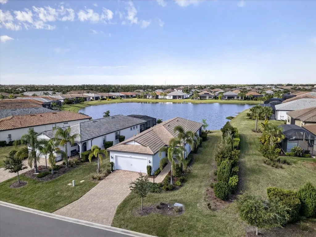 17725 Northwood Place Bradenton FL 34202