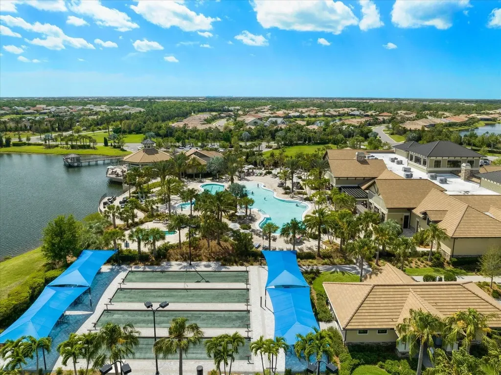 17725 Northwood Place Bradenton FL 34202