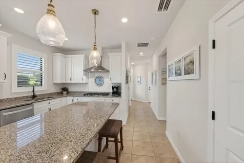 17725 Northwood Place Bradenton FL 34202