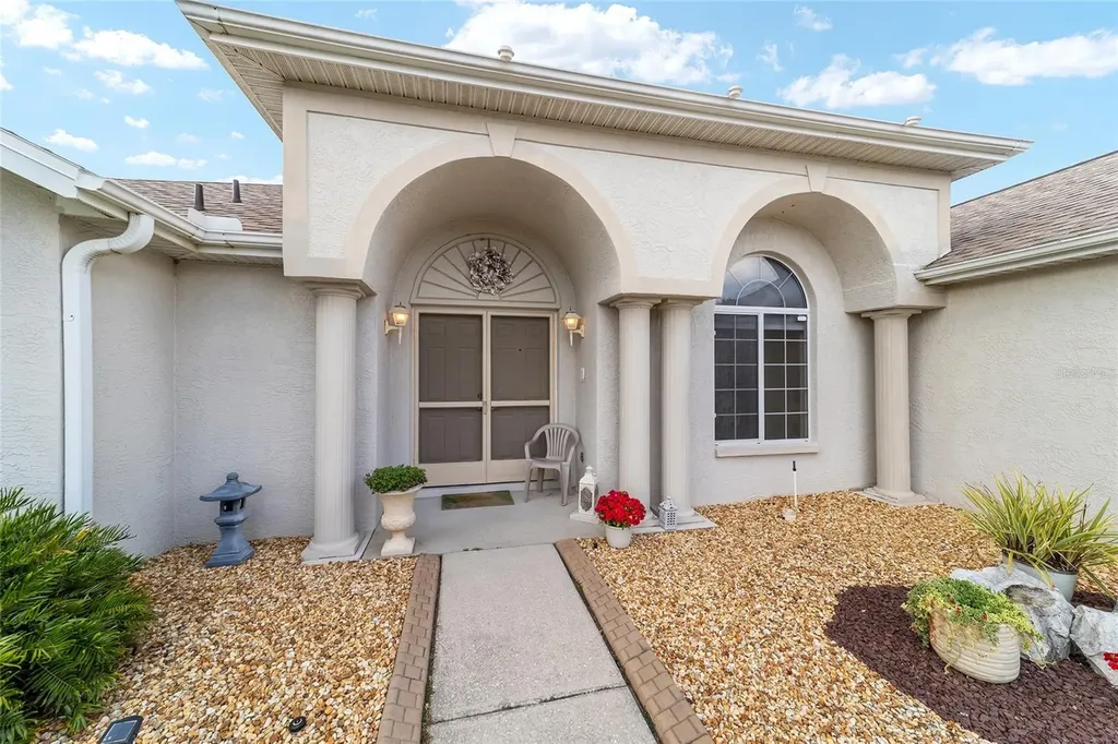 5245 NW 21st Loop Ocala FL 34482
