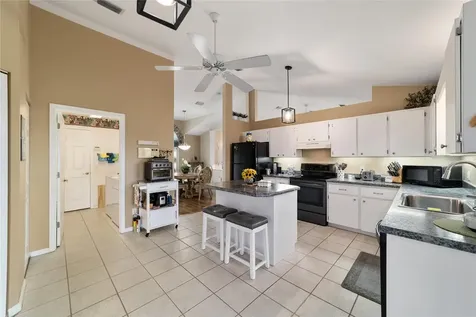 5245 NW 21st Loop Ocala FL 34482