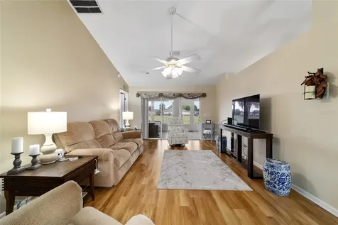 5245 NW 21st Loop Ocala FL 34482