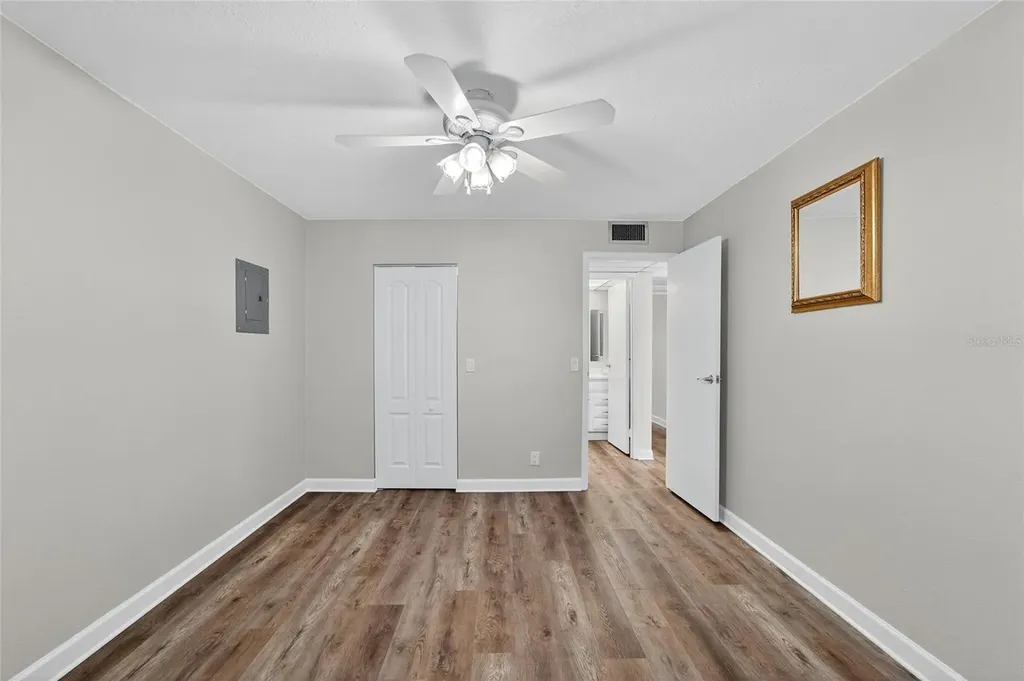 1802 Bedford Lane Sun City Center FL 33573