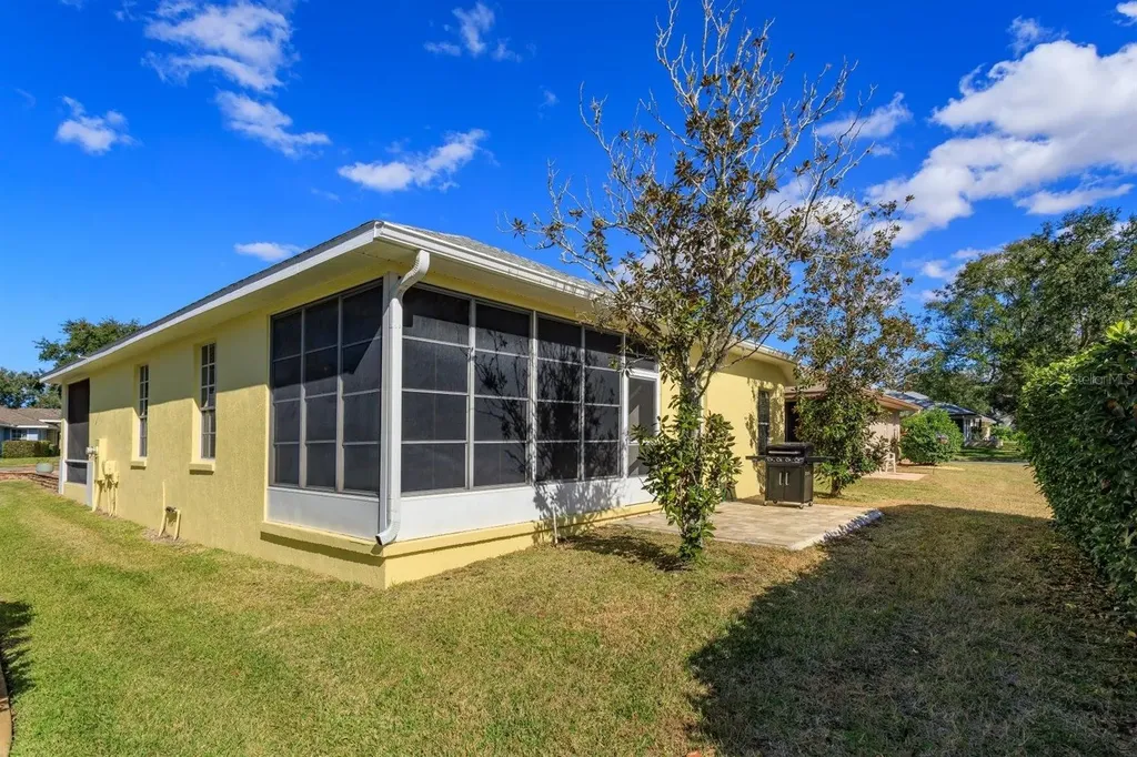 5552 King James Avenue Leesburg FL 34748