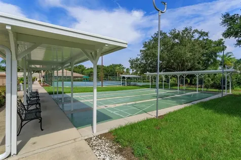 5552 King James Avenue Leesburg FL 34748