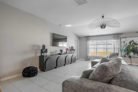 15415 Miller Creek Drive Sun City Center FL 33573
