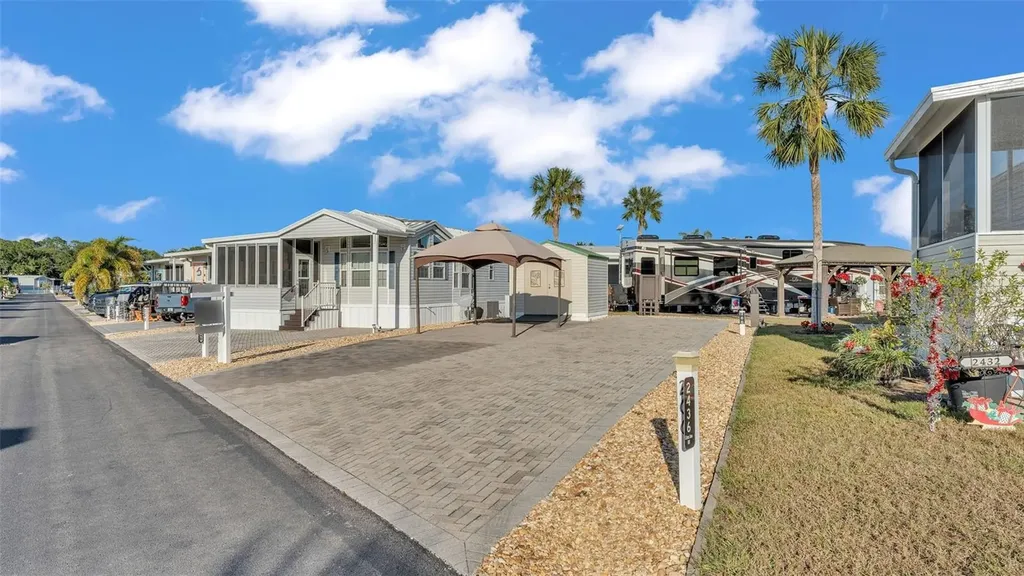 2436 Citrus Tree Road Clermont FL 34714