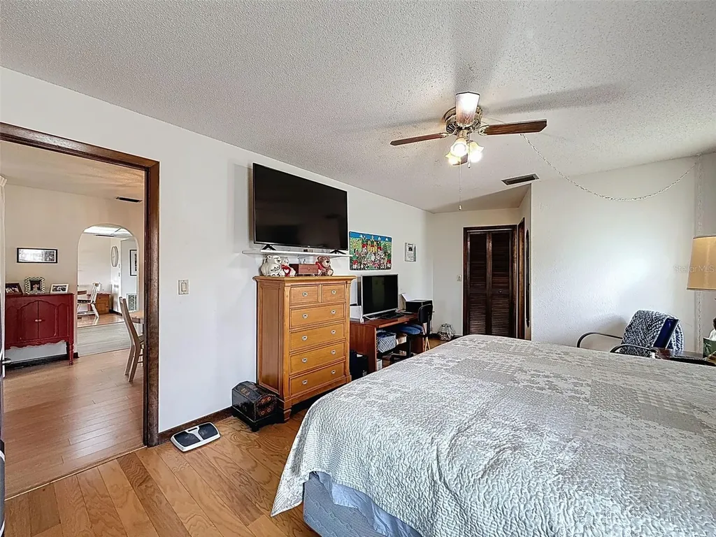 9030 Hernando Way Weeki Wachee FL 34613