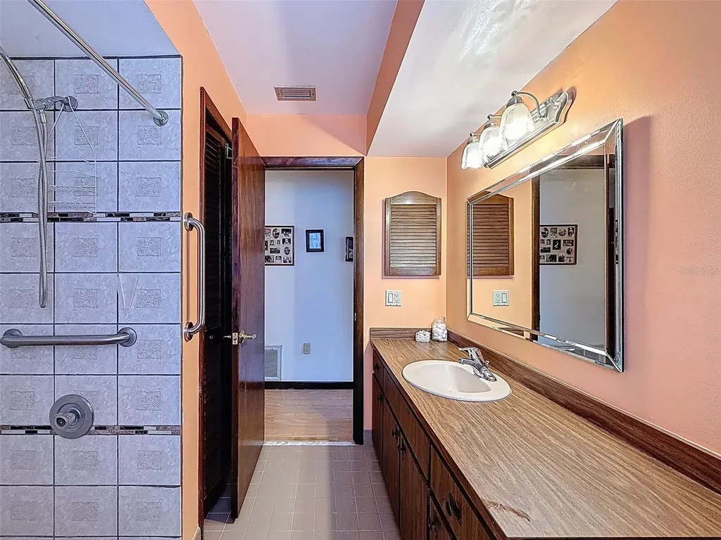 9030 Hernando Way Weeki Wachee FL 34613