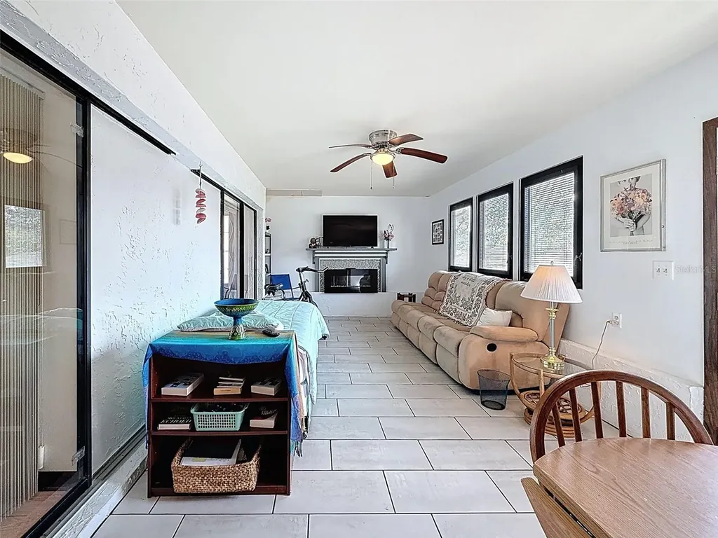 9030 Hernando Way Weeki Wachee FL 34613