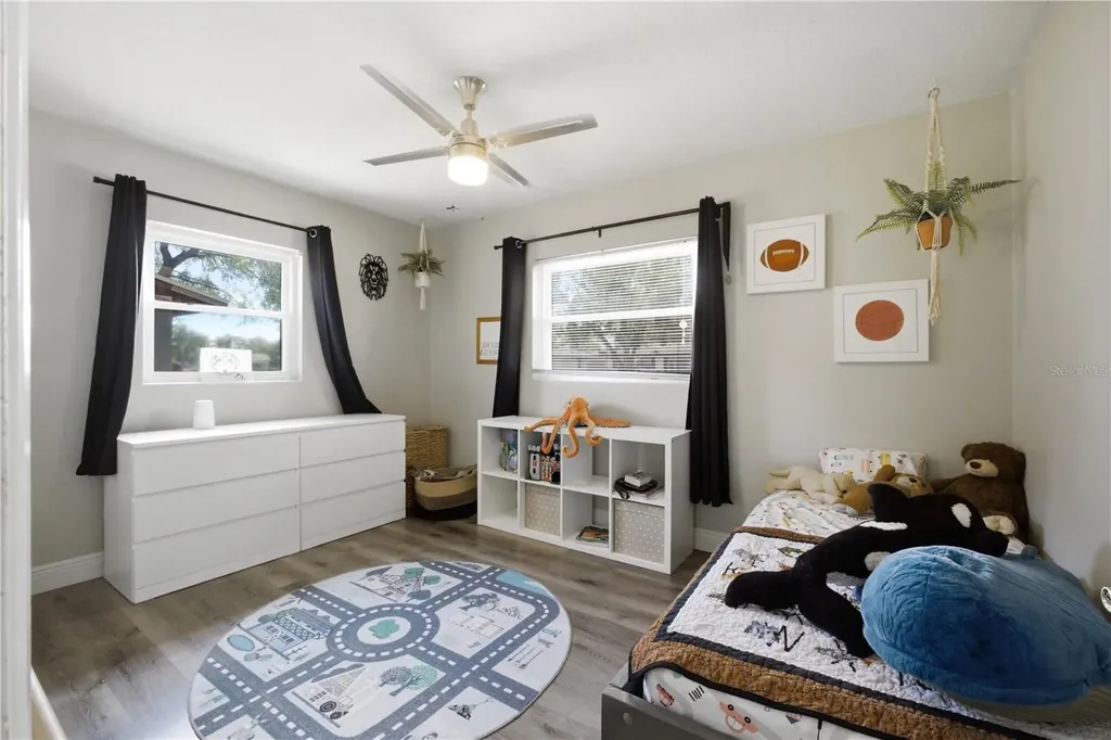 1107 Alfred Drive Orlando FL 32810