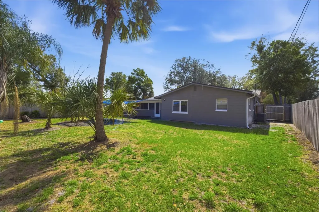 1107 Alfred Drive Orlando FL 32810