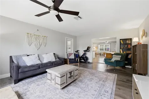 1107 Alfred Drive Orlando FL 32810