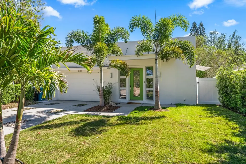 2411 Center Avenue Orlando FL 32806
