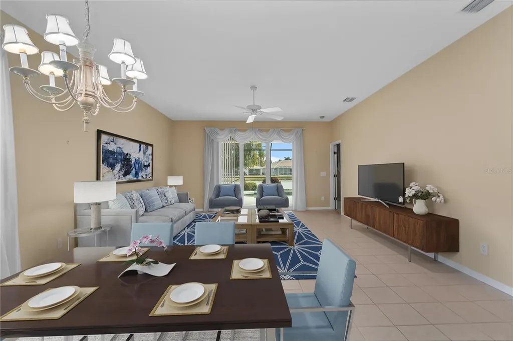 8025 Stirling Falls Circle Sarasota FL 34243