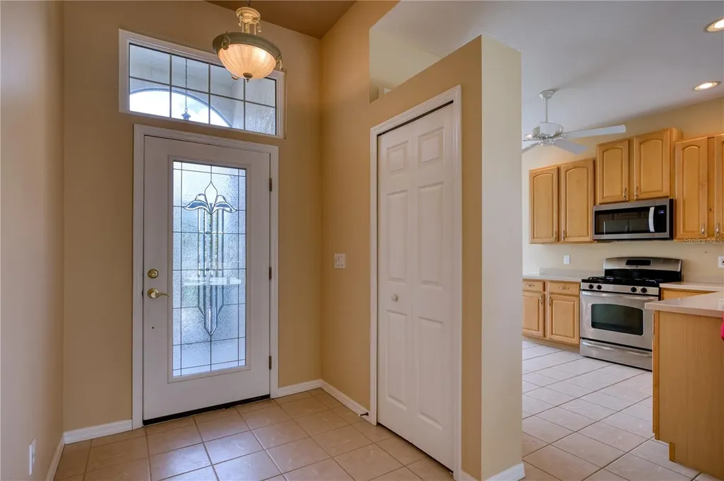 8025 Stirling Falls Circle Sarasota FL 34243