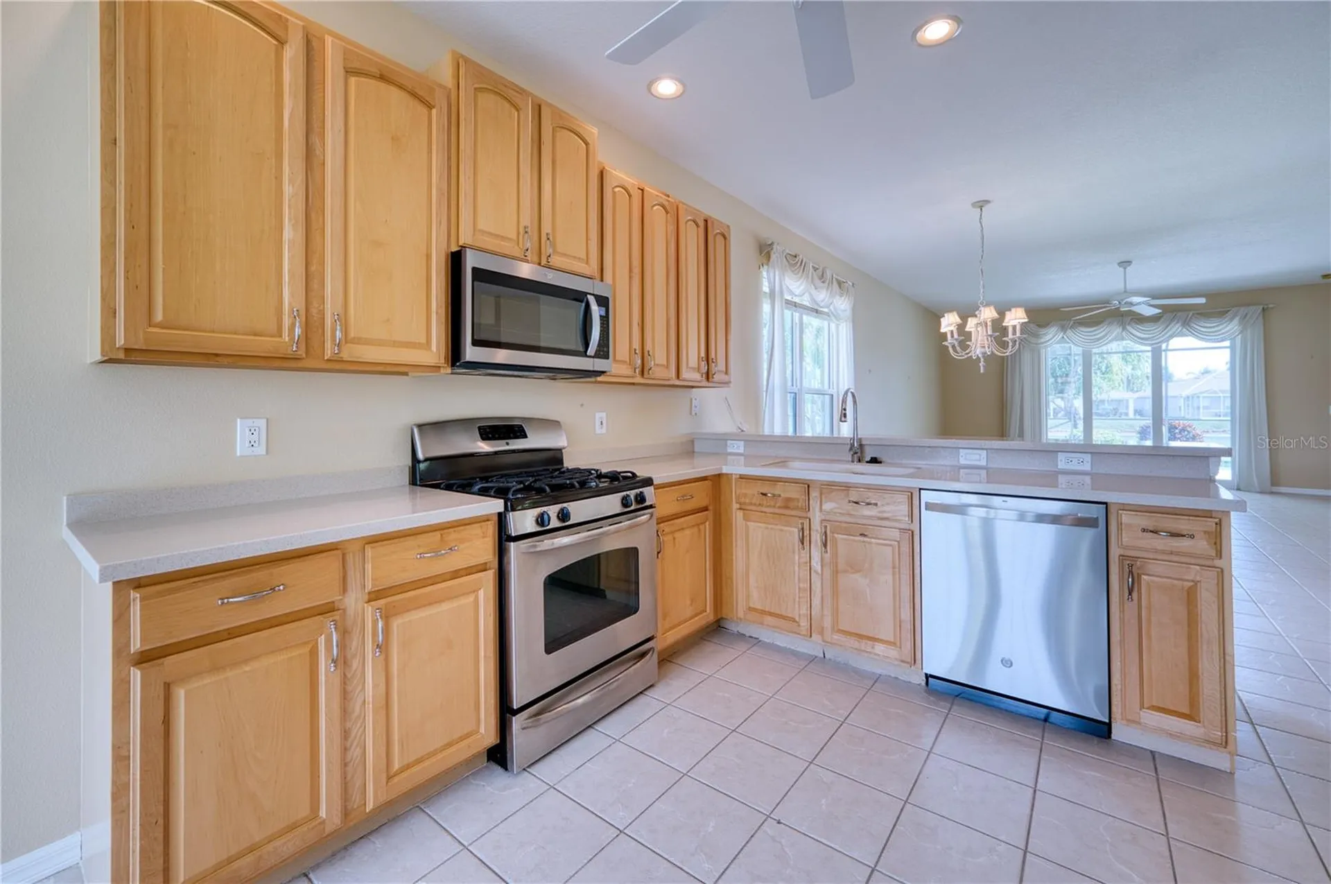 8025 Stirling Falls Circle Sarasota FL 34243