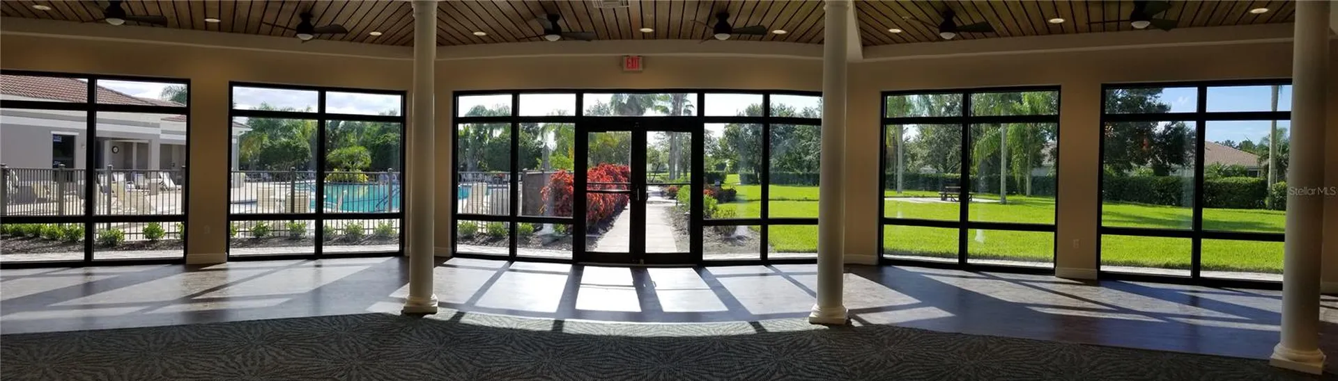 8025 Stirling Falls Circle Sarasota FL 34243