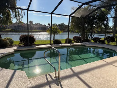8025 Stirling Falls Circle Sarasota FL 34243