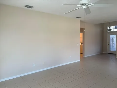 8025 Stirling Falls Circle Sarasota FL 34243