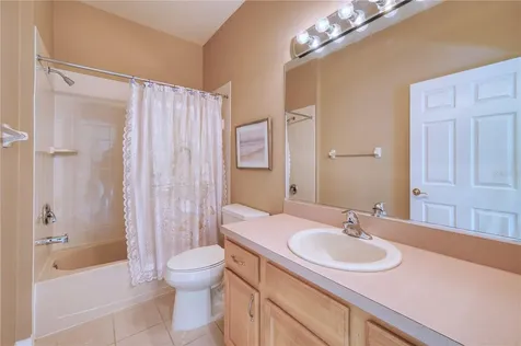 8025 Stirling Falls Circle Sarasota FL 34243