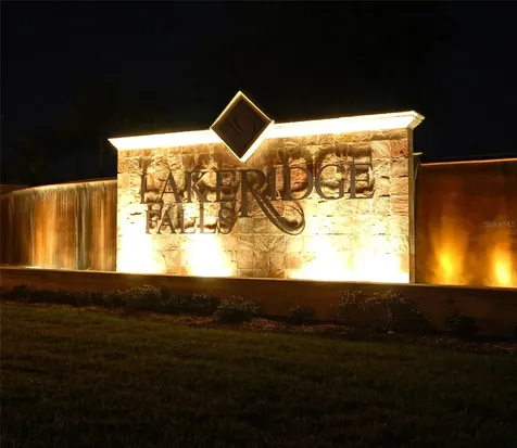 8025 Stirling Falls Circle Sarasota FL 34243