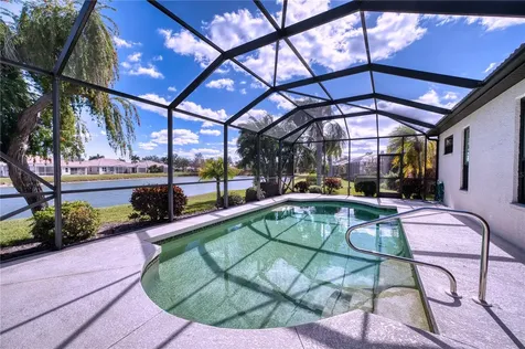8025 Stirling Falls Circle Sarasota FL 34243