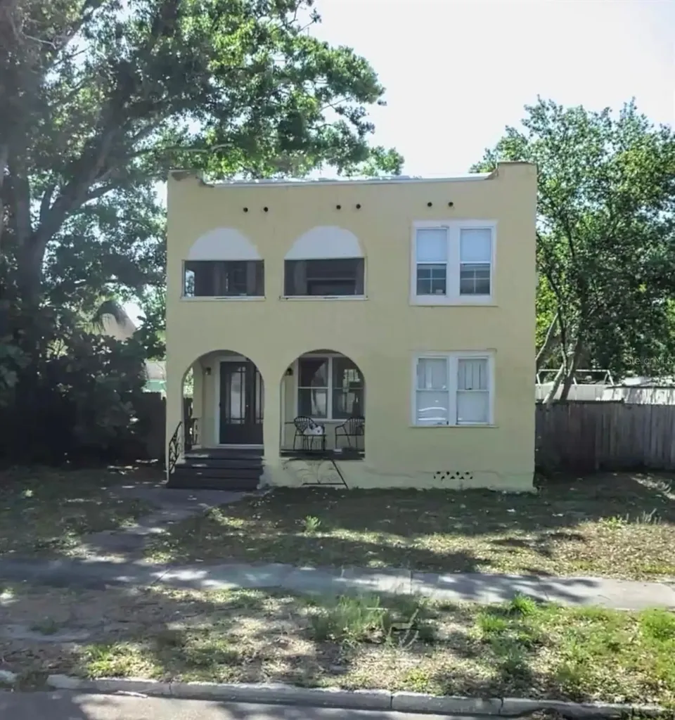 1310 28th Street N St Petersburg FL 33713