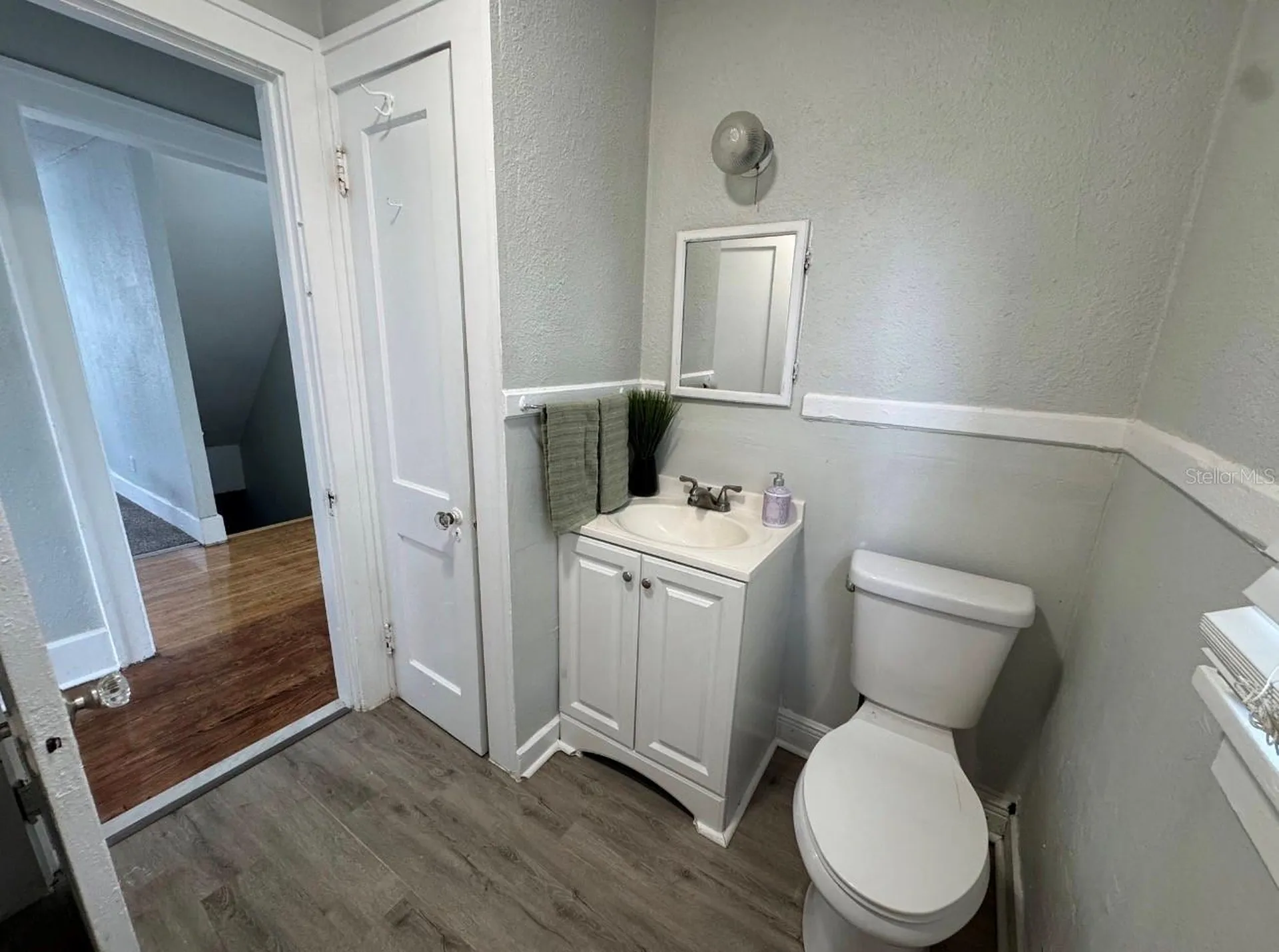 1310 28th Street N St Petersburg FL 33713