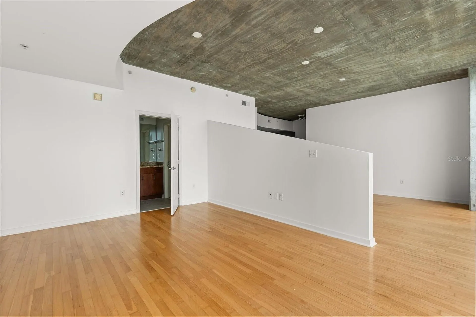 155 S Court Avenue Orlando FL 32801