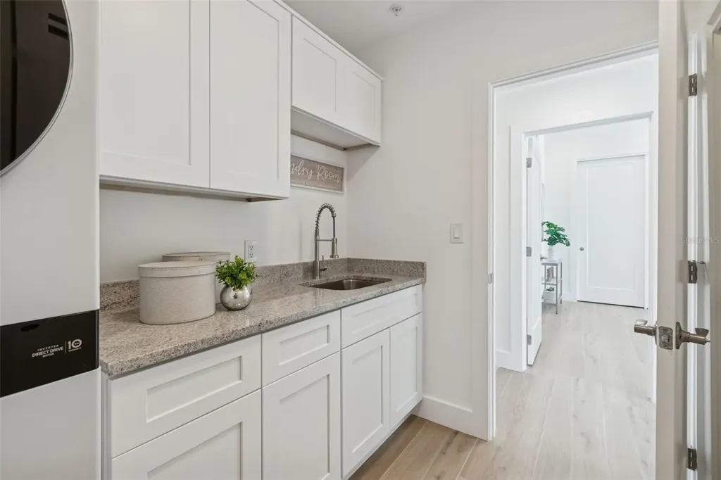 1343 4th Street Sarasota FL 34236