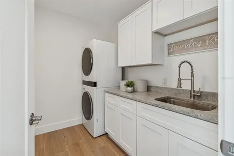 1343 4th Street Sarasota FL 34236