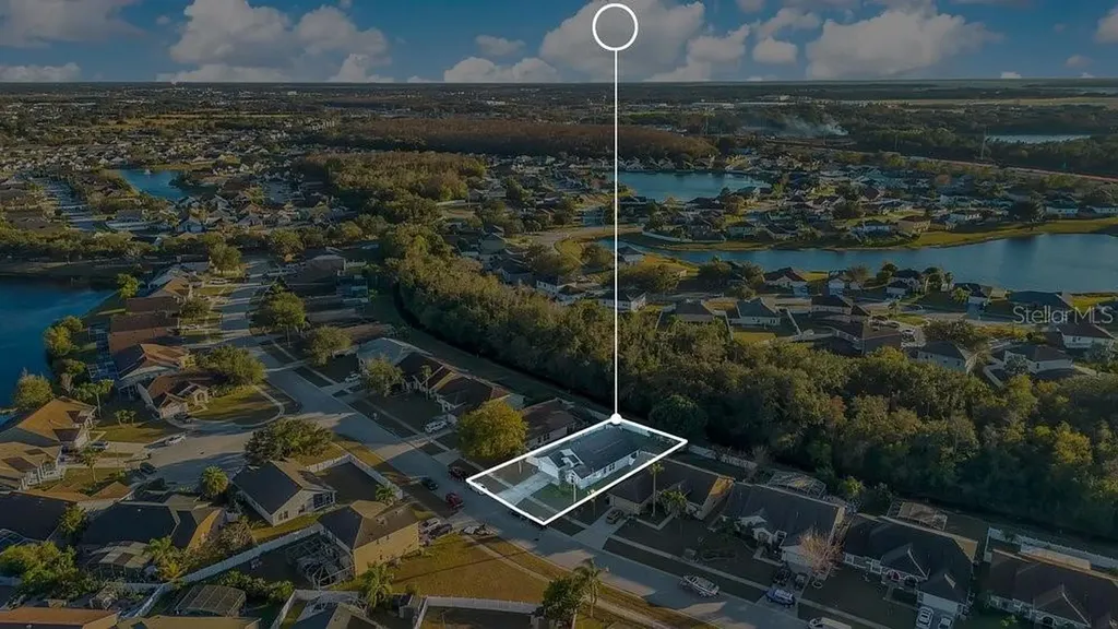 2426 Timothy Lane Kissimmee FL 34743