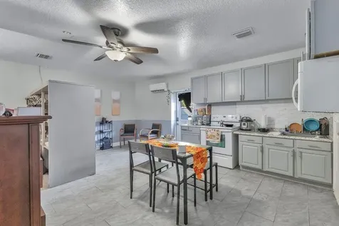 2426 Timothy Lane Kissimmee FL 34743