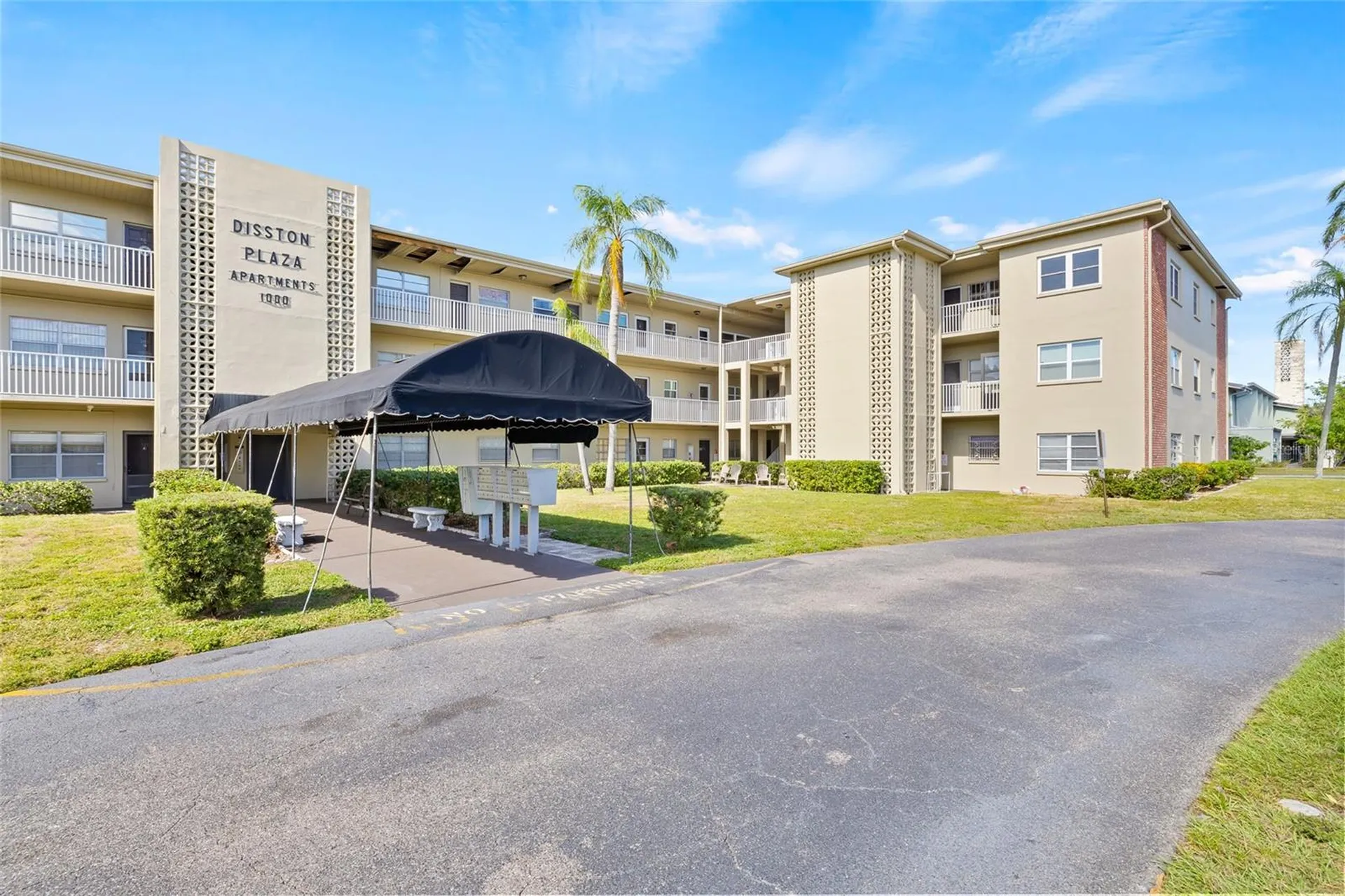 1000 49th Street N St Petersburg FL 33710