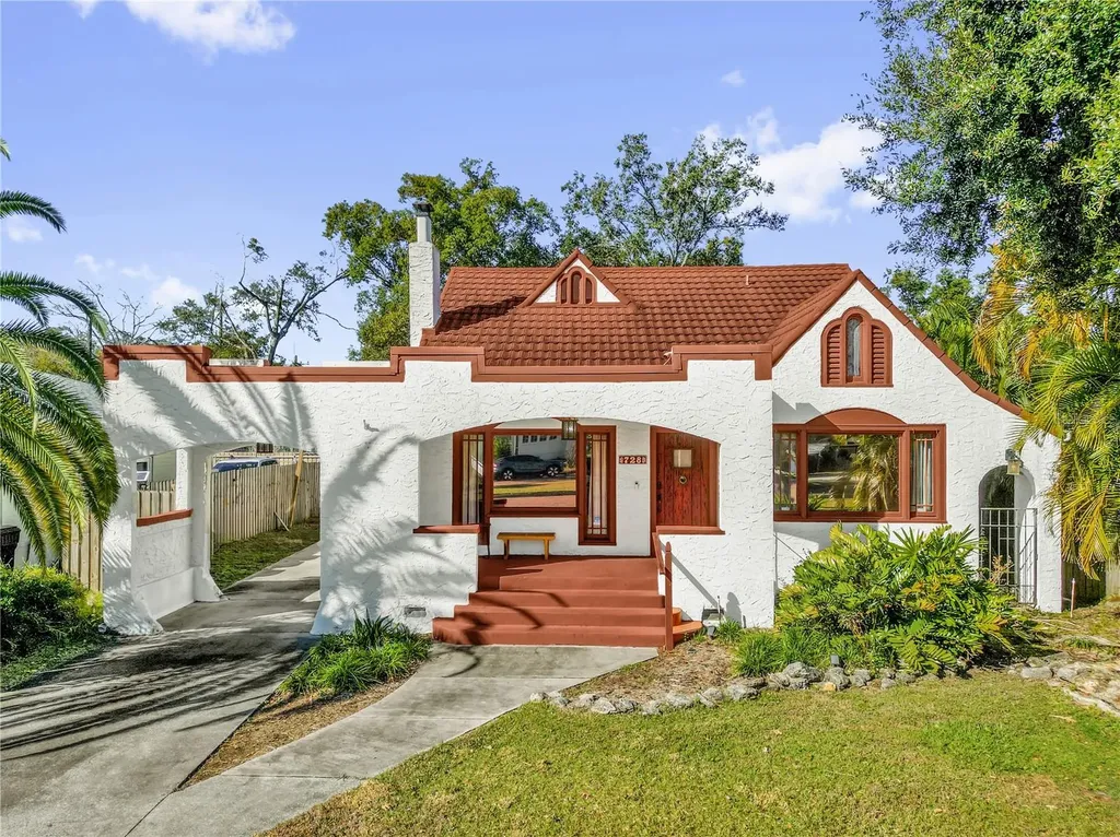 728 Palm Drive Orlando FL 32803
