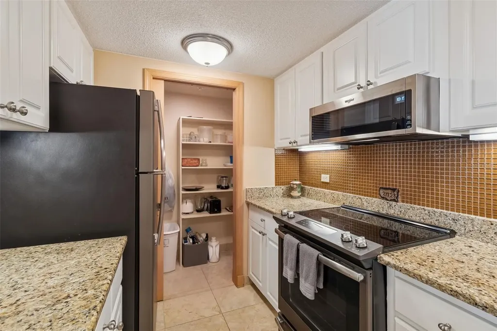 36750 Us Highway 19 N Palm Harbor FL 34684