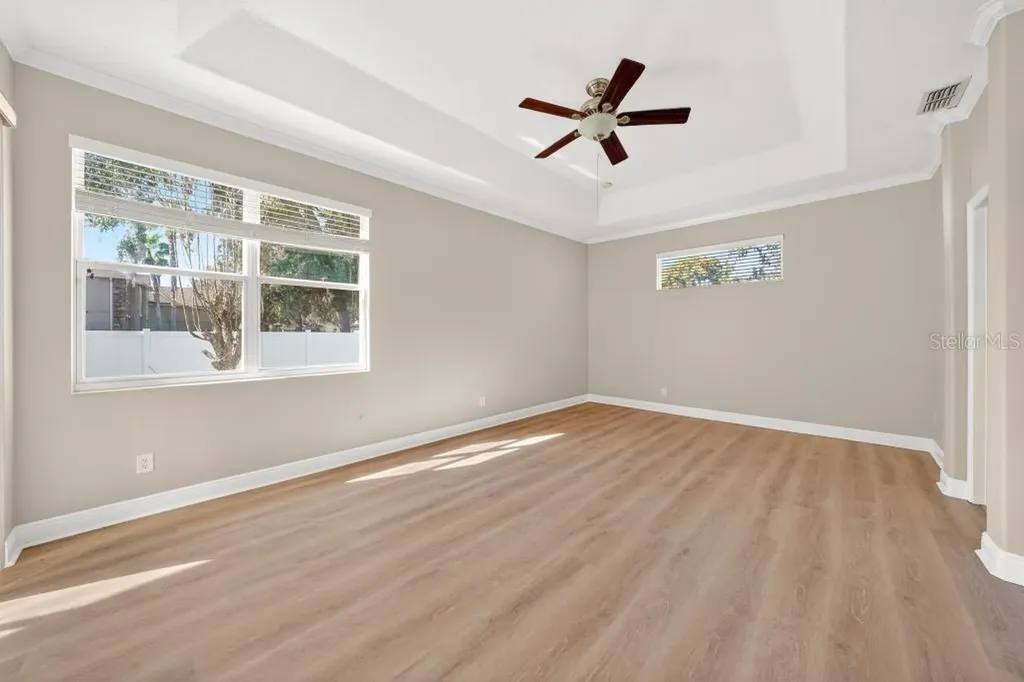 201 W Blue Water Edge Drive Eustis FL 32736