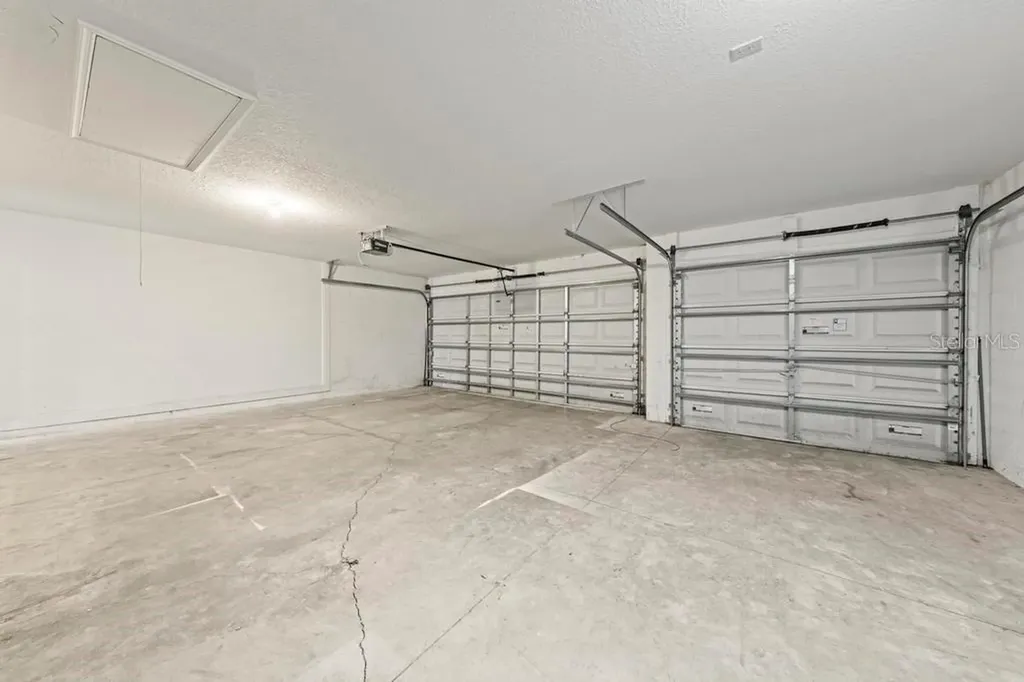 201 W Blue Water Edge Drive Eustis FL 32736