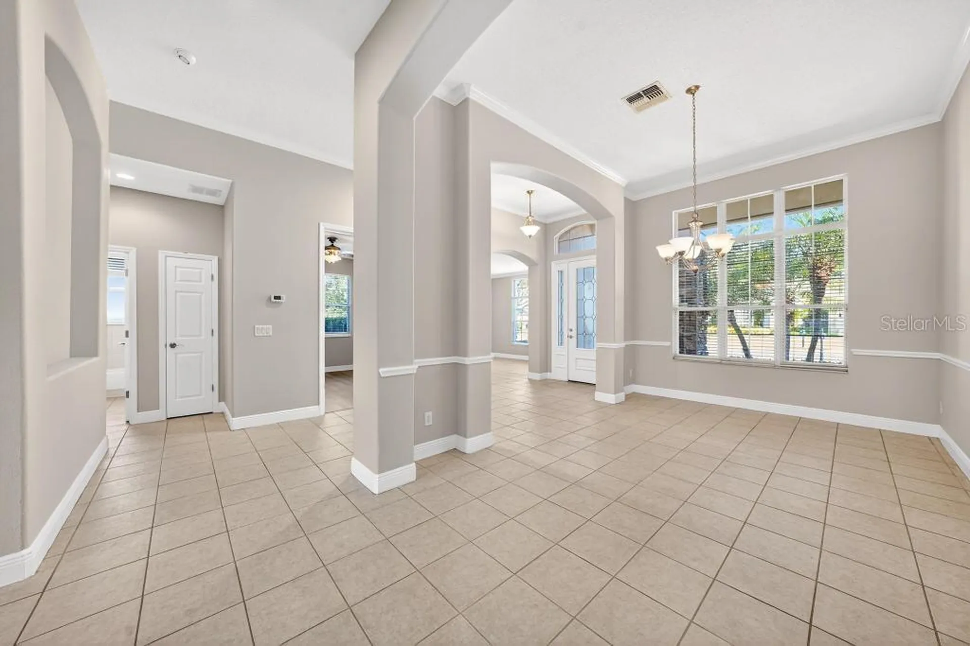 201 W Blue Water Edge Drive Eustis FL 32736