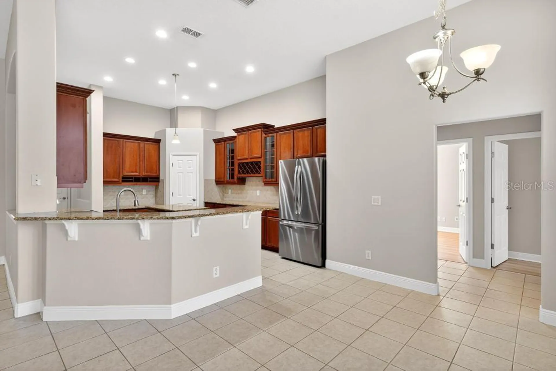 201 W Blue Water Edge Drive Eustis FL 32736